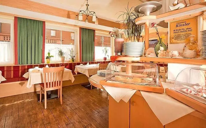 Готель Koessler 3*